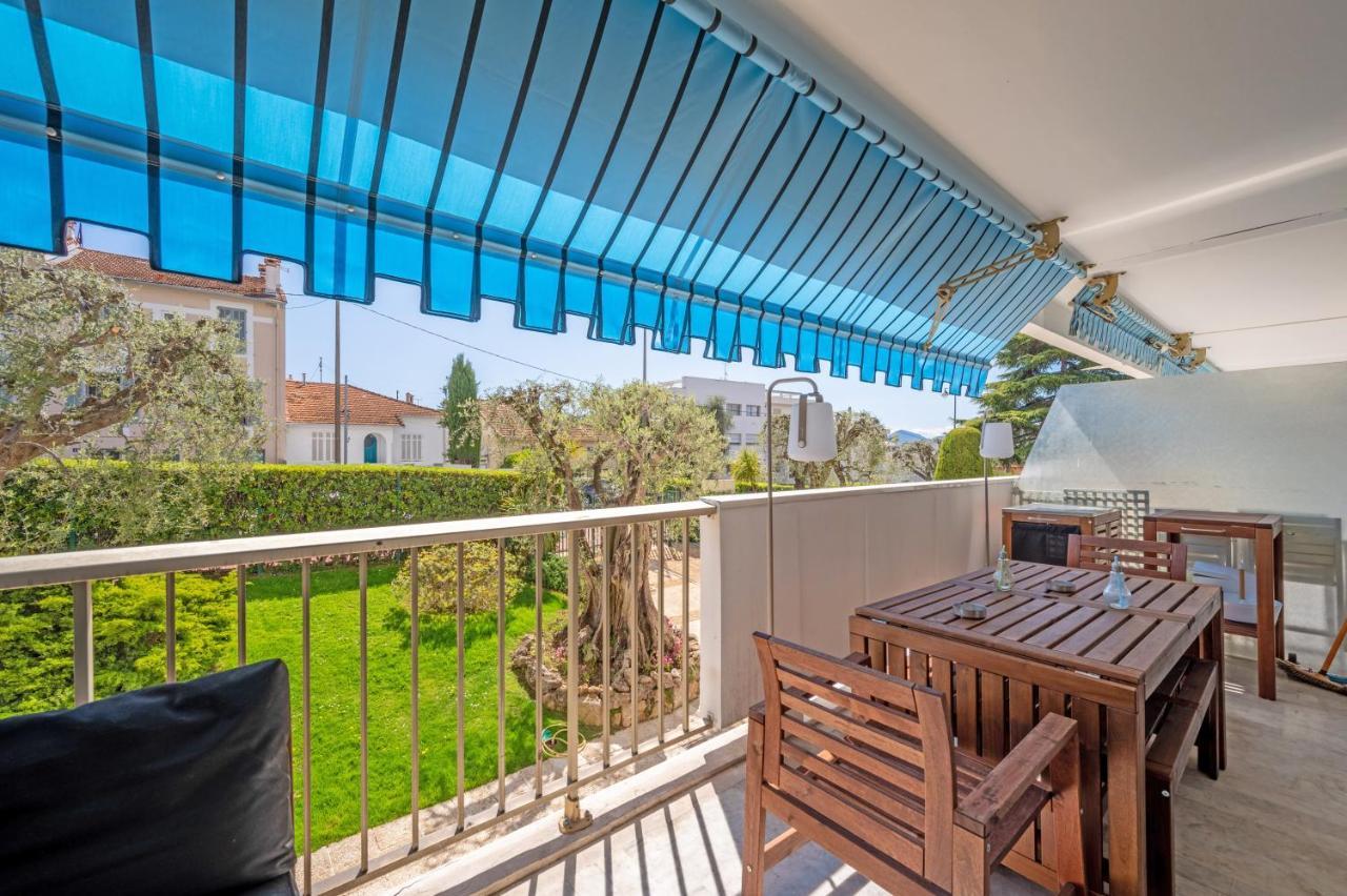 Le Vallauris Cannes Buitenkant foto
