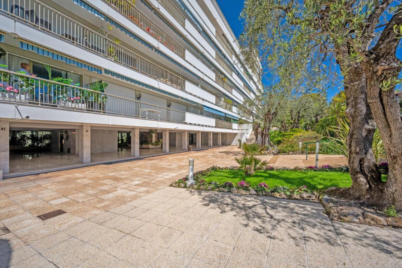 Le Vallauris Cannes Buitenkant foto